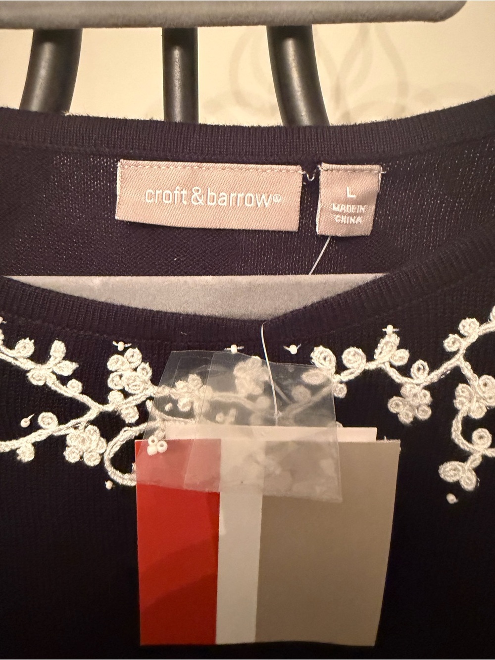 Croft & Barrow Embroidered Floral 3/4 Sleeve Sweater Top Black Large NWT - Picture 5 of 7